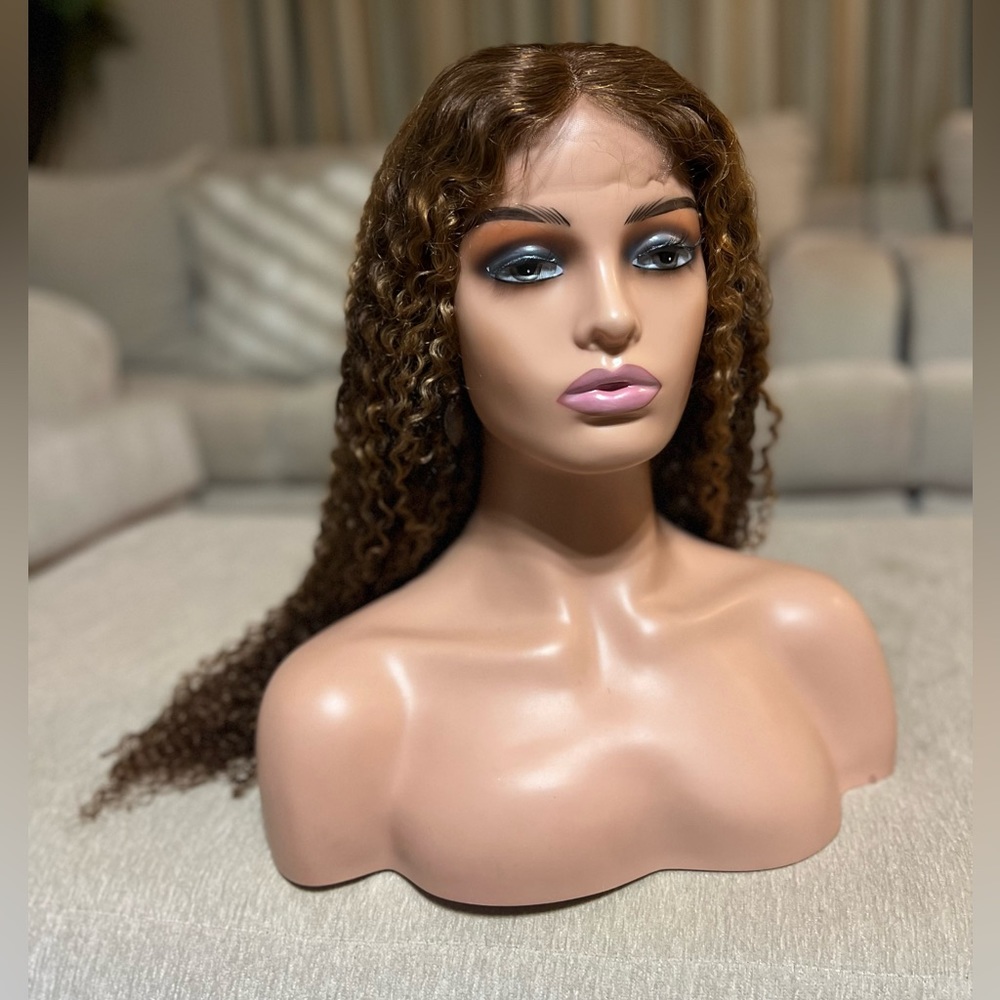 Wig - Picture 5 of 11